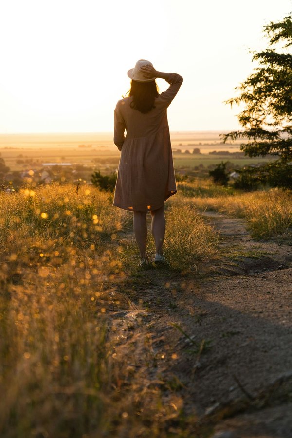 Sublimez votre silhouette avec un fond de robe idéal